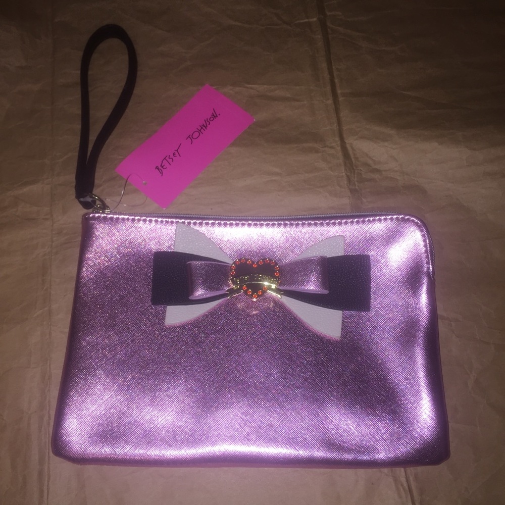 Betsey Johnson bow wristlet